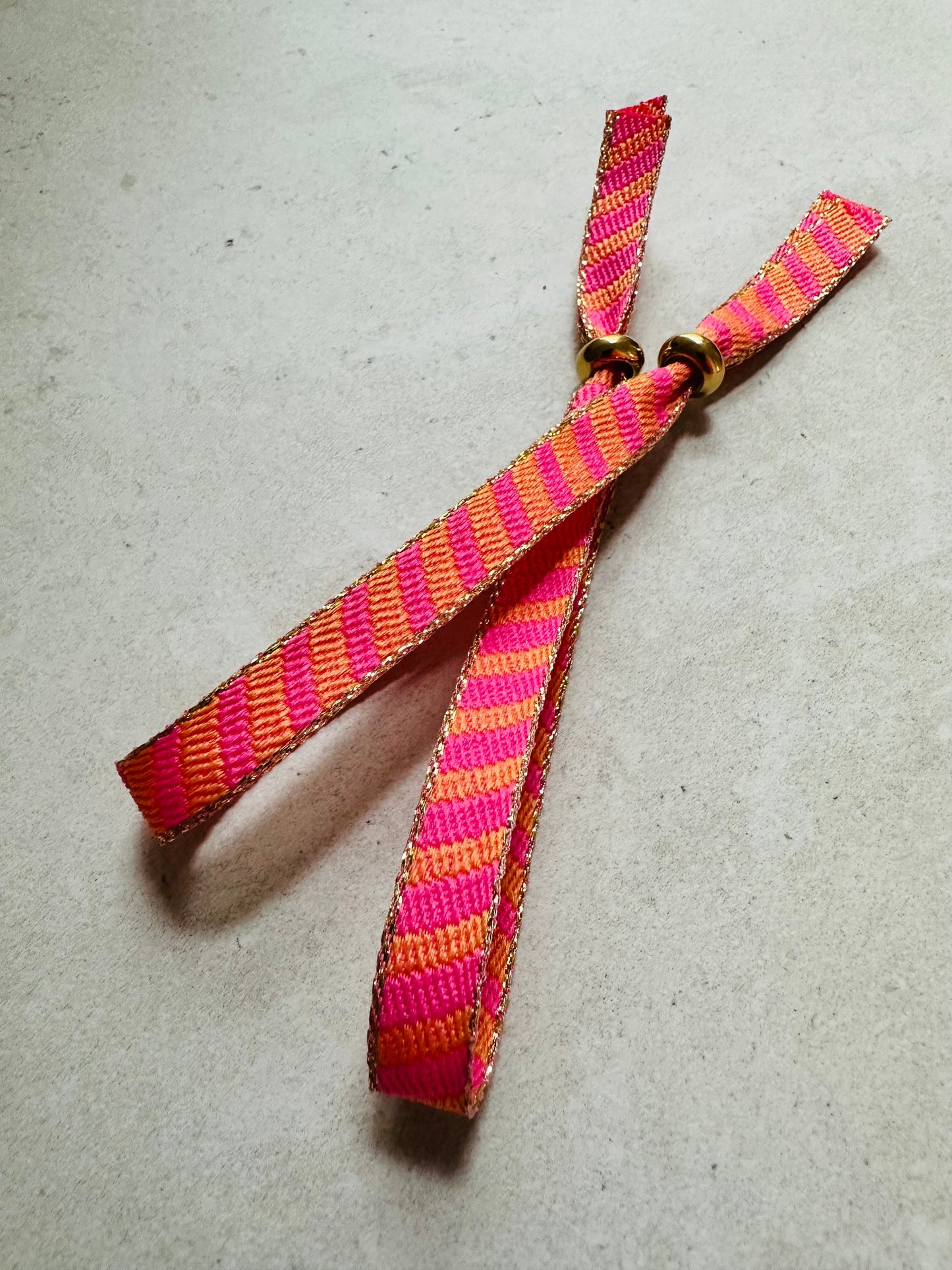 Statement-Armbänder