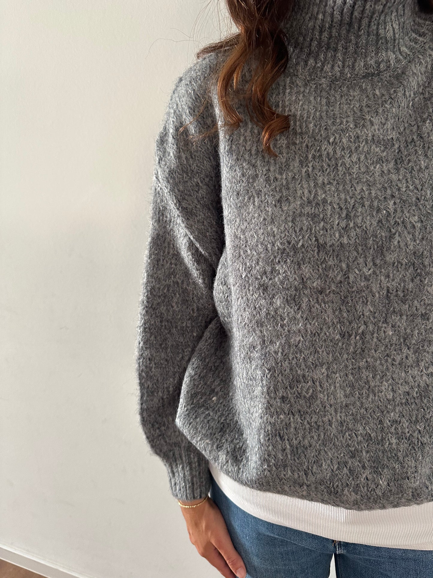Flauschiger Stehkragen Pullover