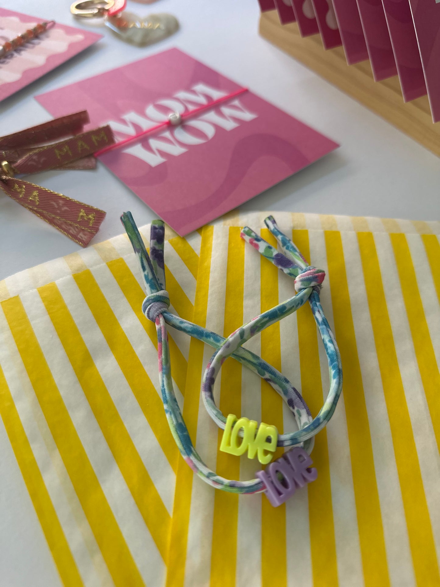 Stoffarmband Love