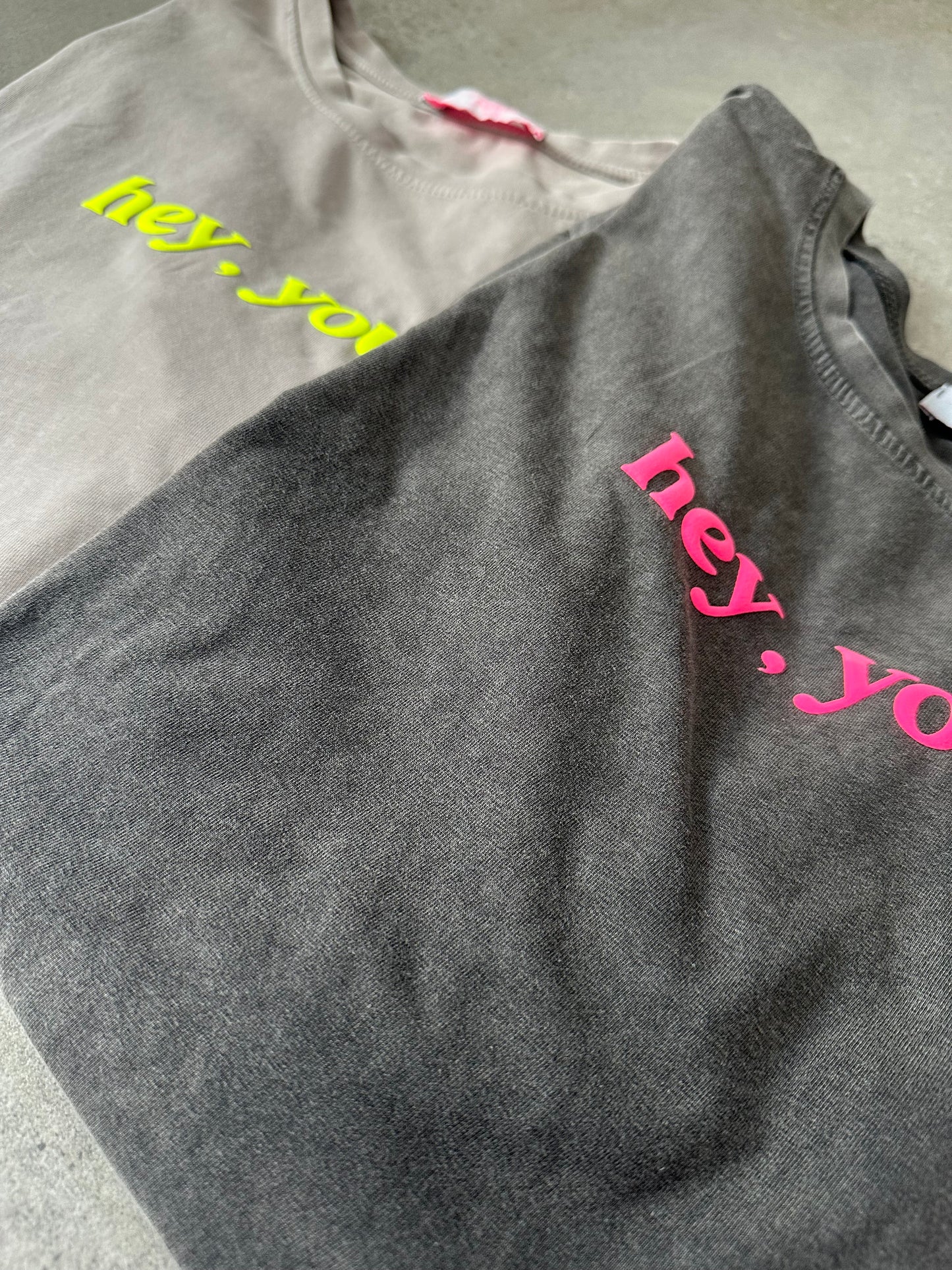 T-Shirt Hey You