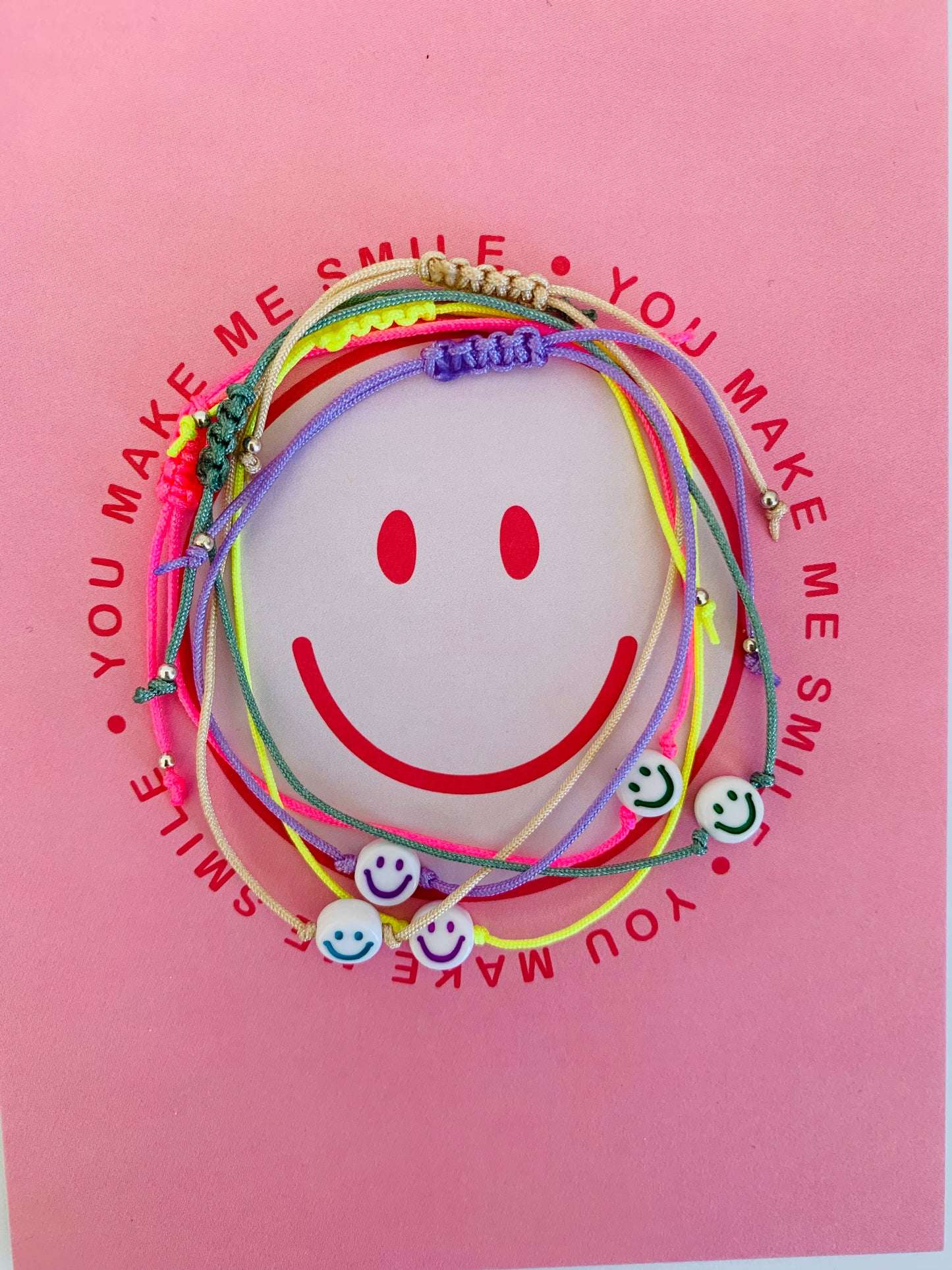 Smileyarmband Makramee - versch. Versionen
