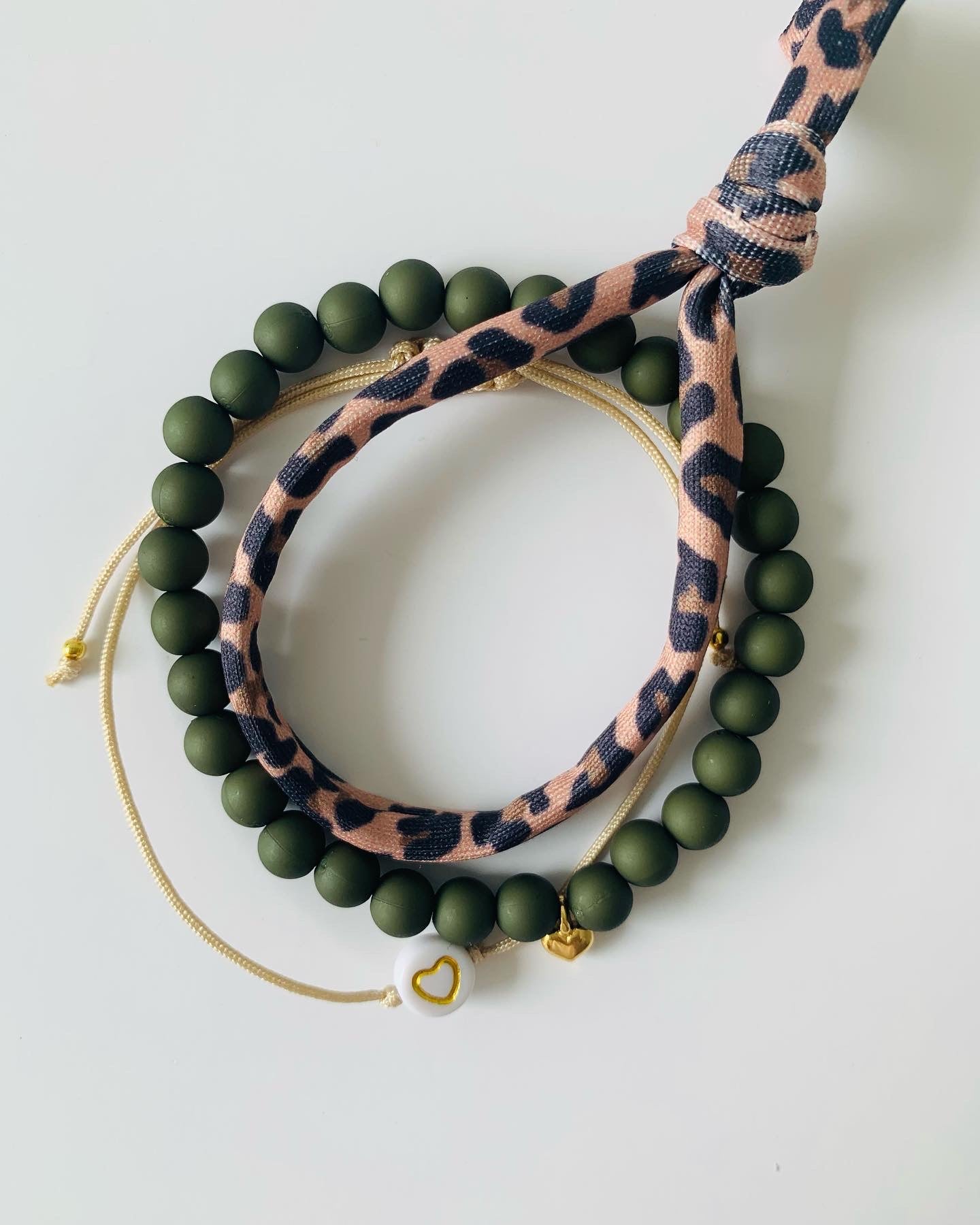 Perlenarmband - versch. Farben