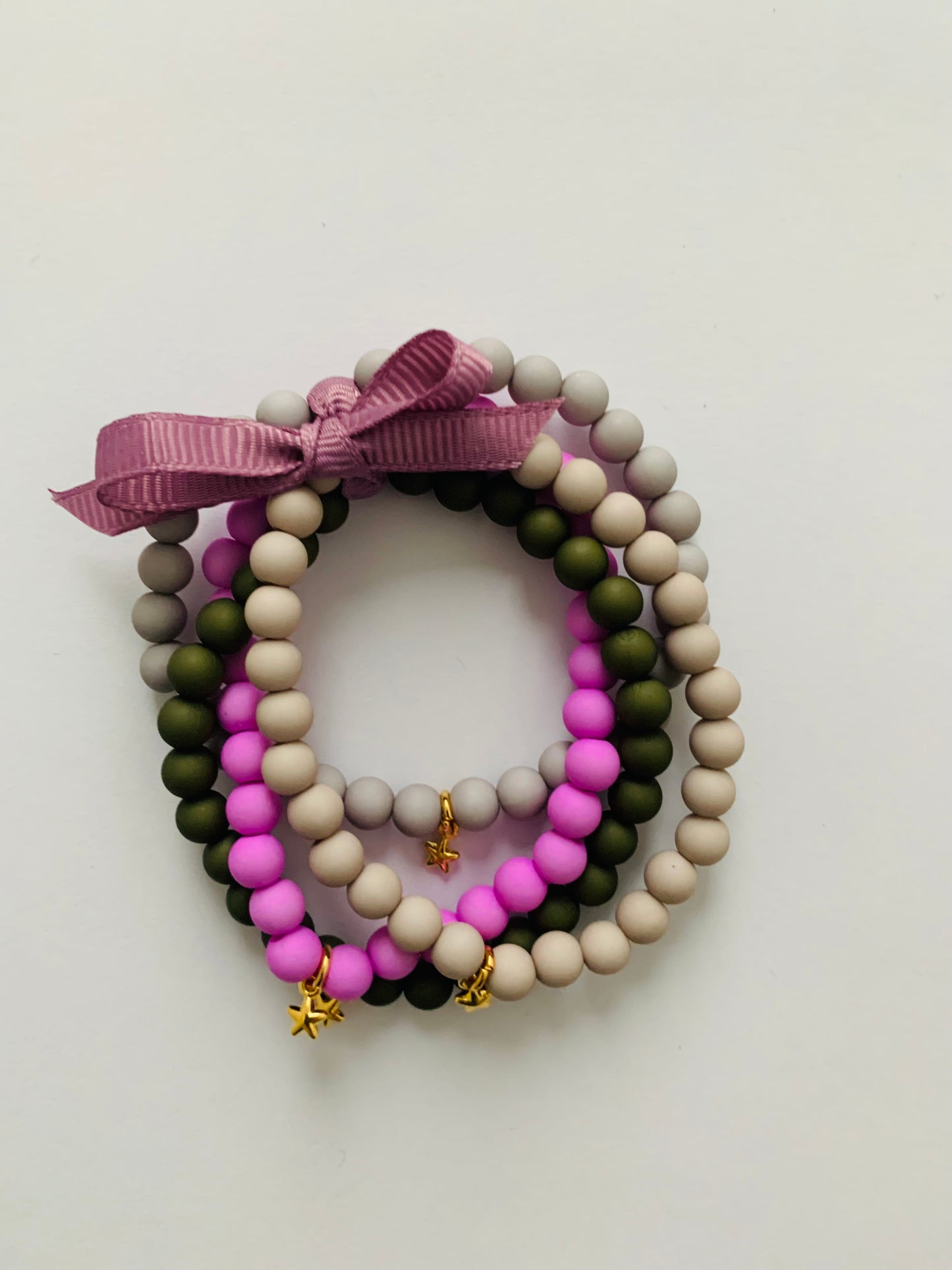 Perlenarmband - versch. Farben