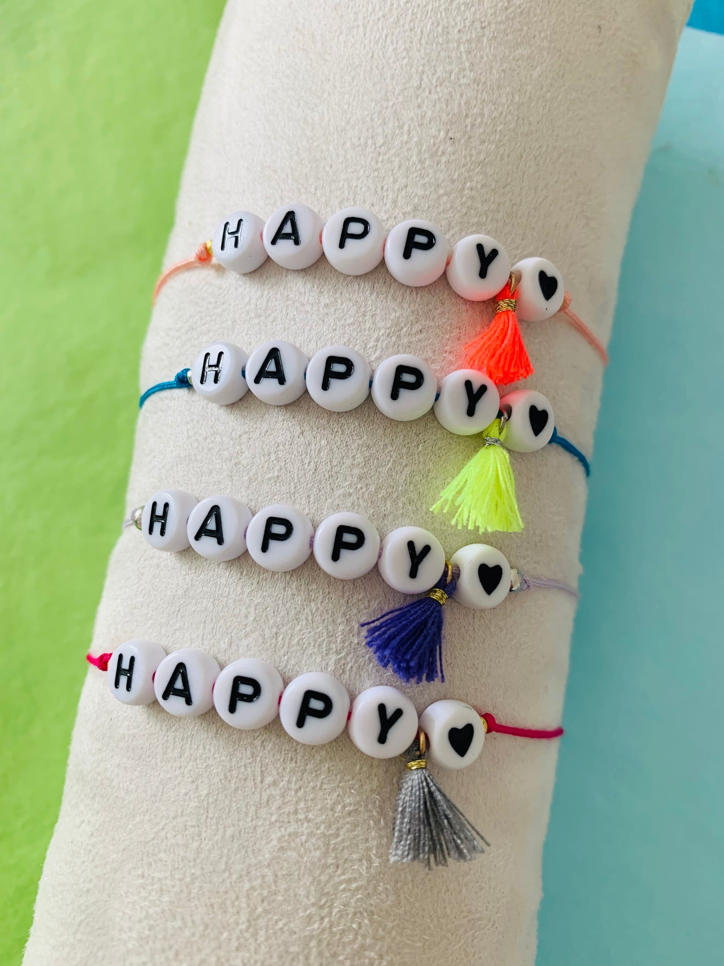 Makrameearmband HAPPY