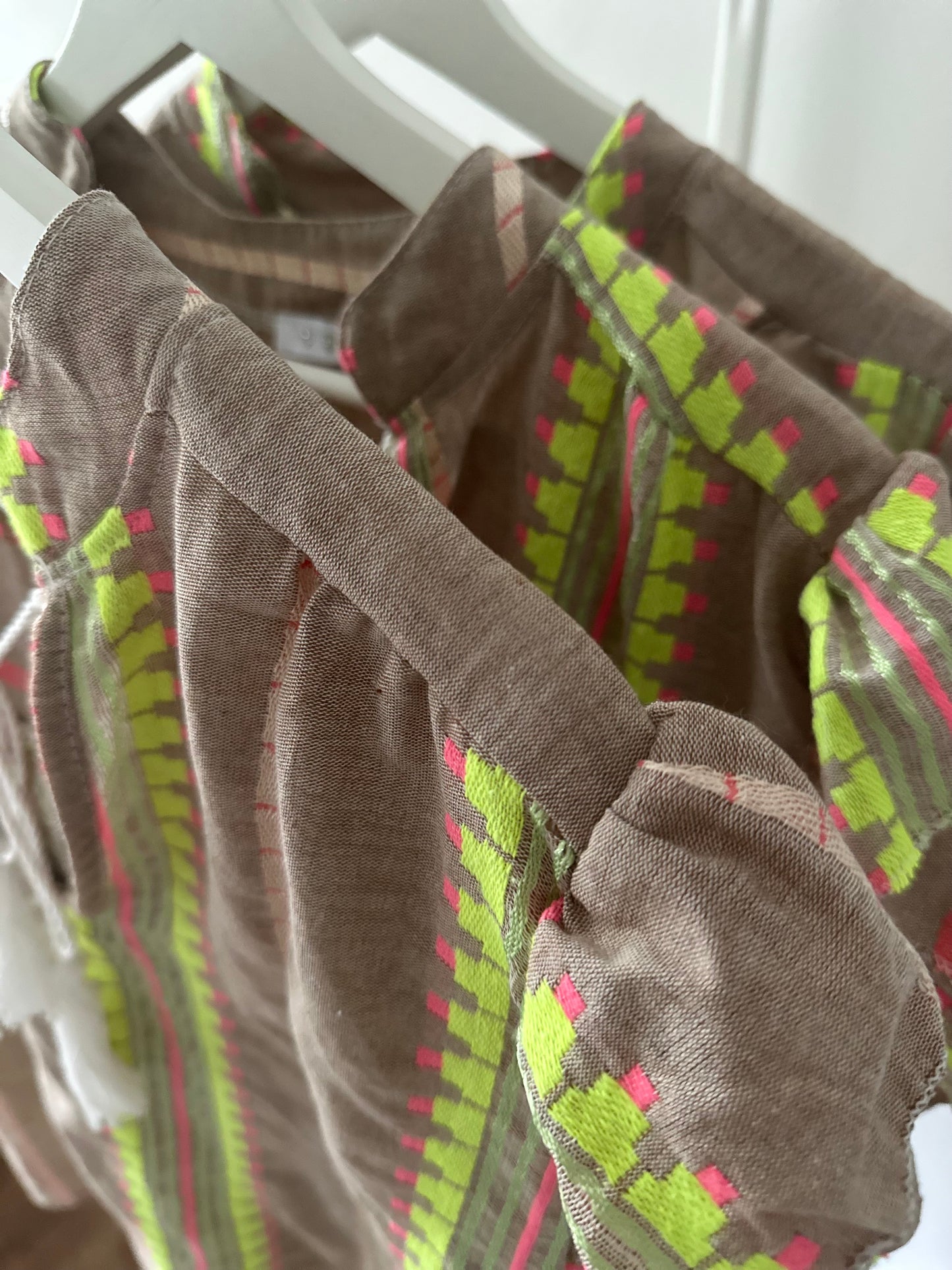 Bluse Neon Tribe