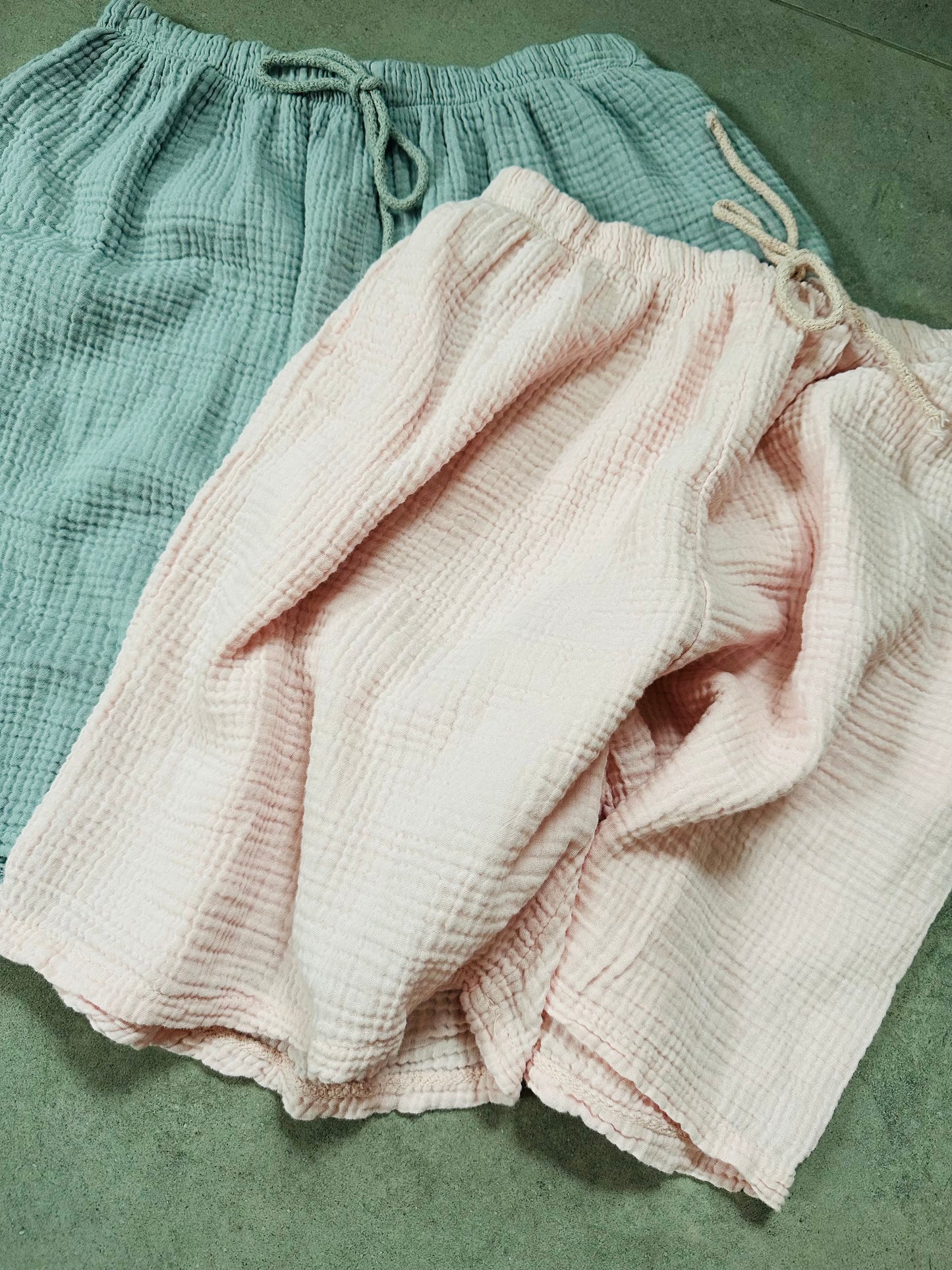 Musselin Shorts - Rosa&Grau