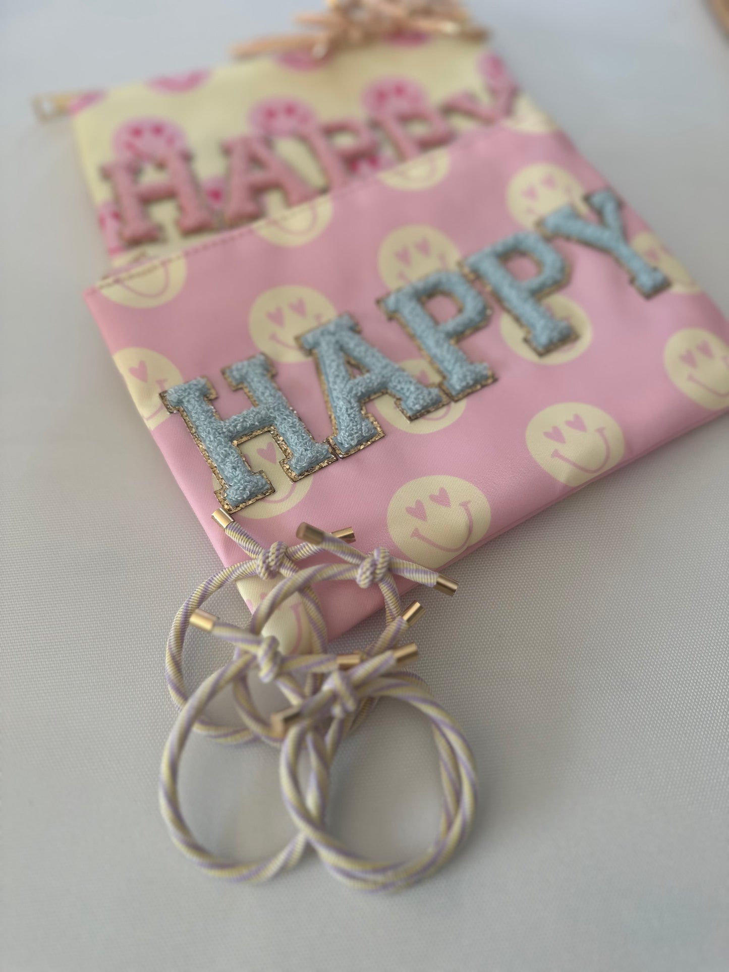 Statement Clutch Happy