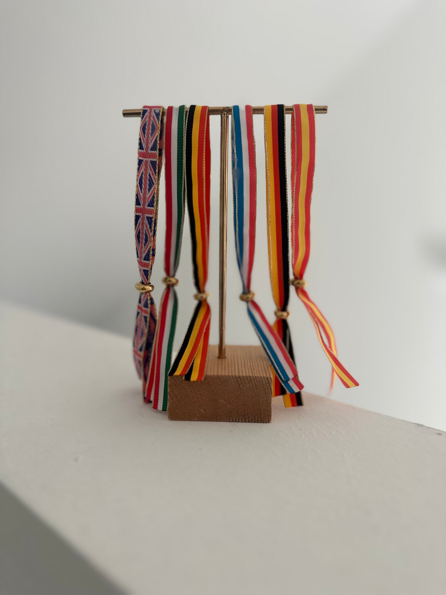 WM-Statementarmbänder