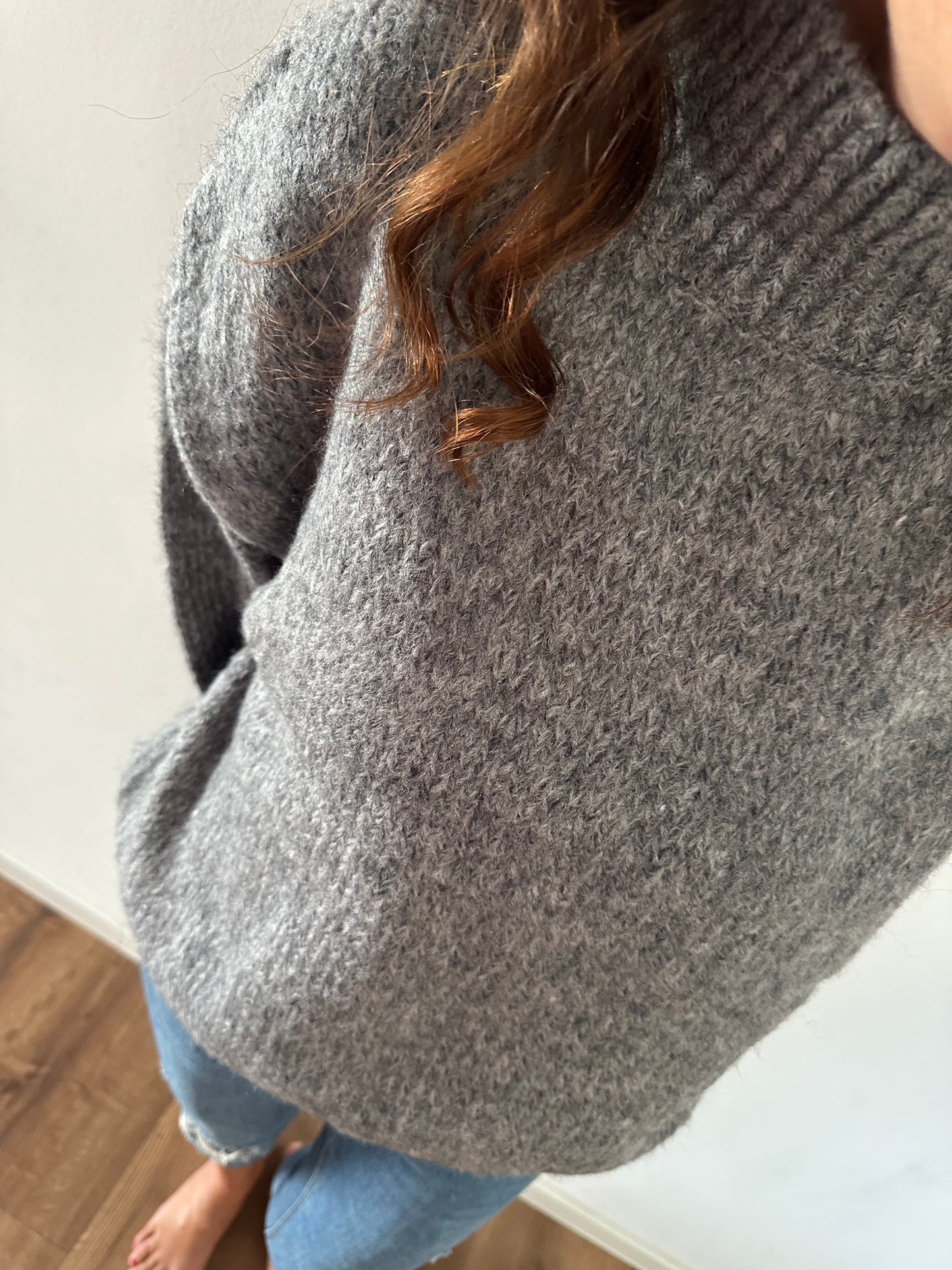 Stehkragenpulli + Unterrock