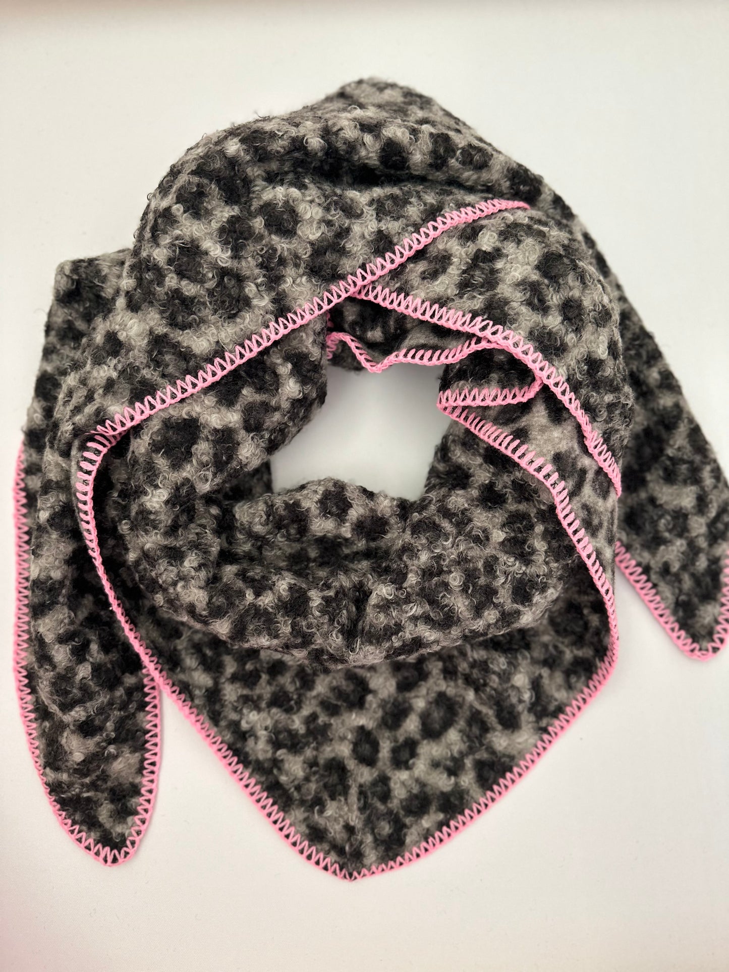 kuscheliger Dreiecksschal