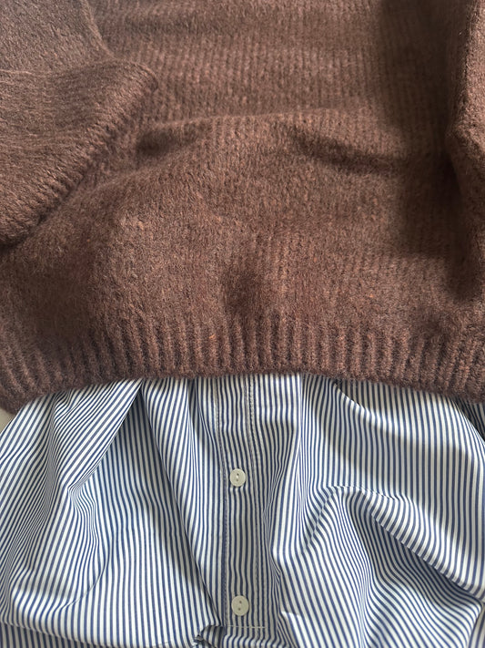 Stehkragenpulli + Unterrock