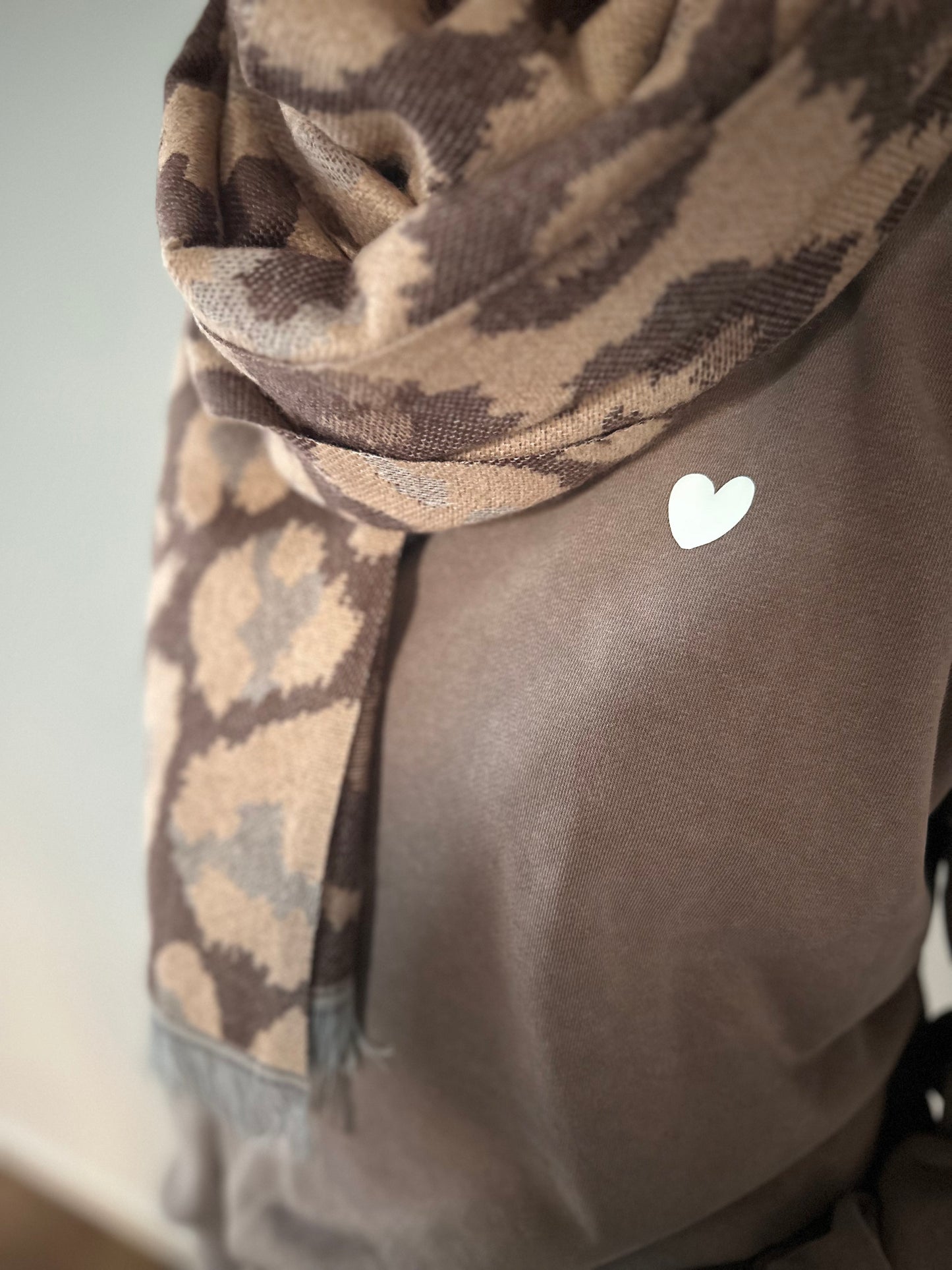 Leo Schal-div. Farben