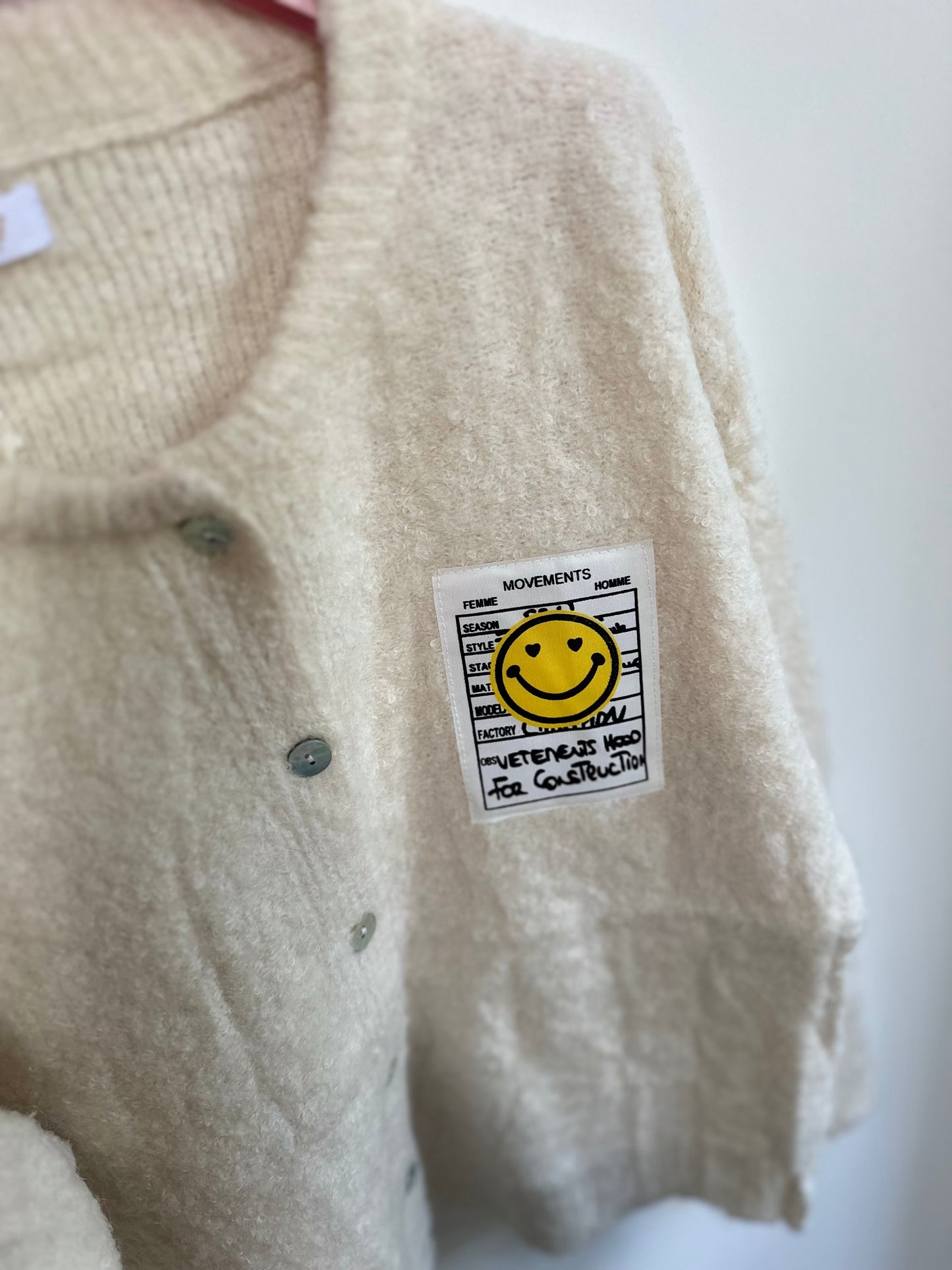 Cardigan Smilie