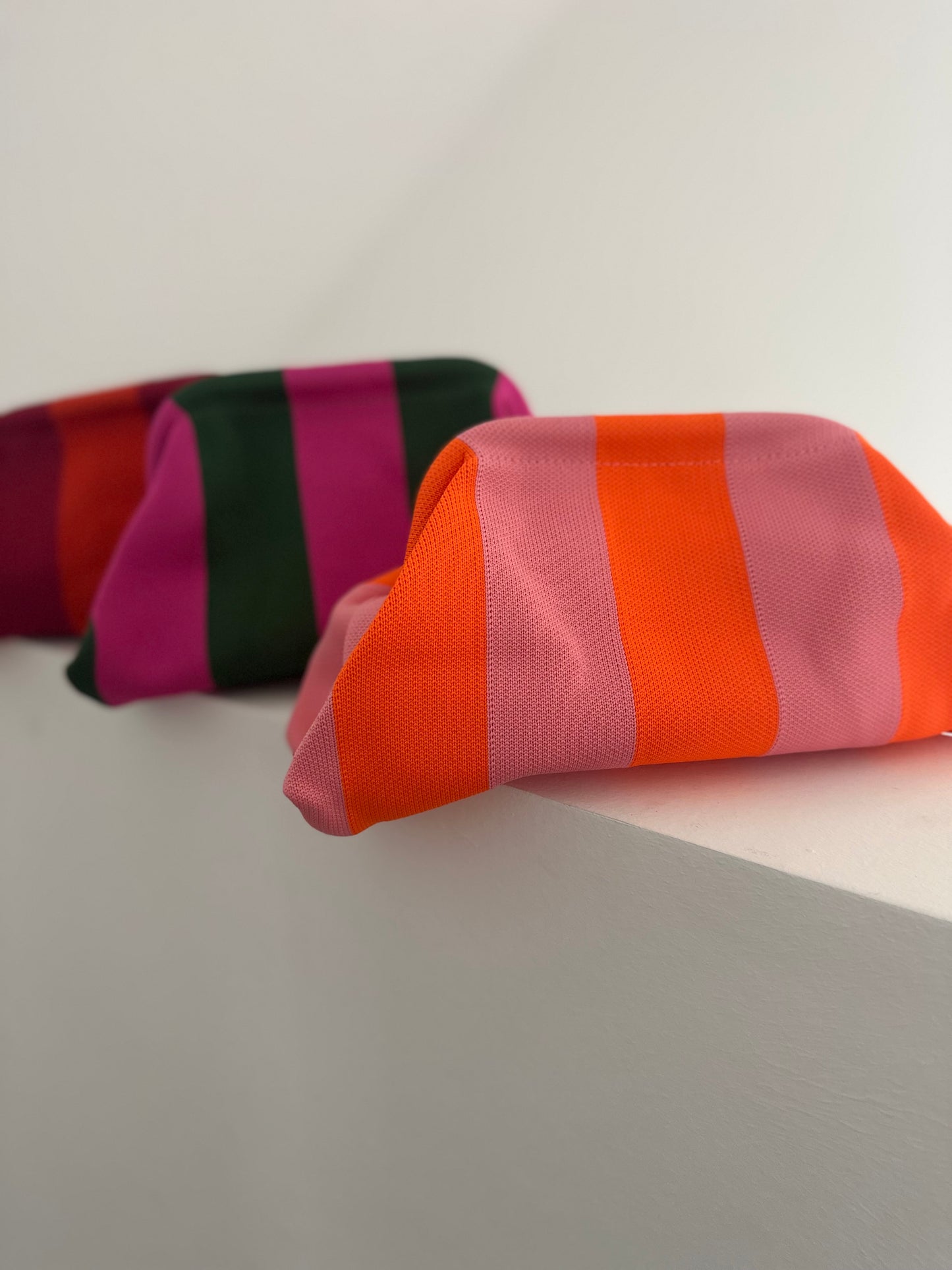 Kosmetiktasche XL SUNSET STRIPES