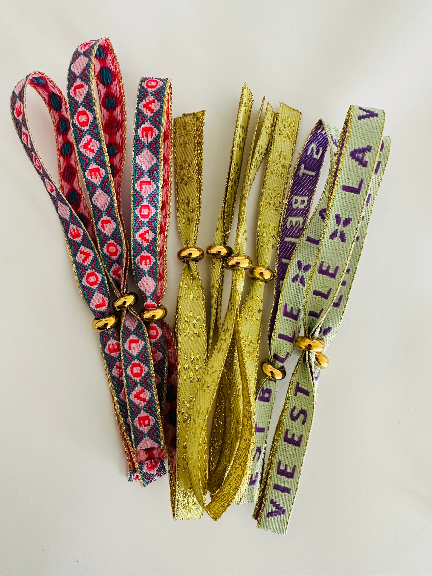 Statement-Armbänder